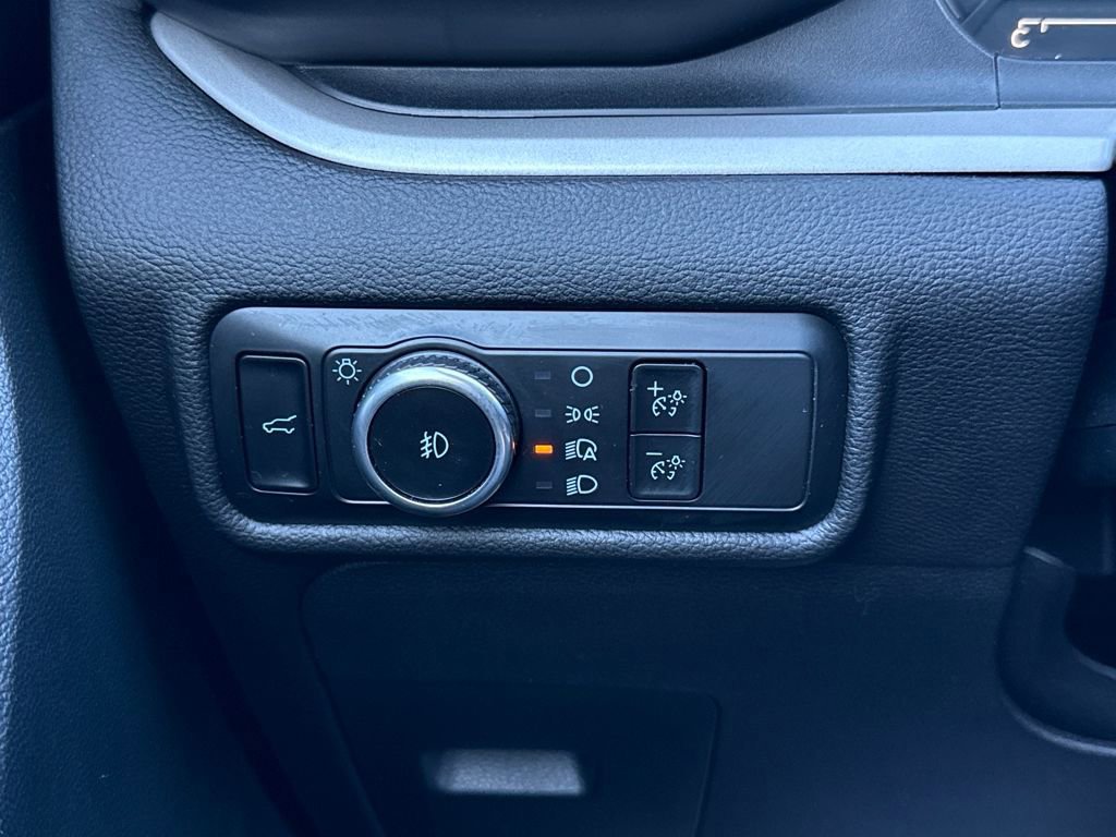 Certified 2023 Ford Explorer XLT w/ Equipment Group 202A image 26