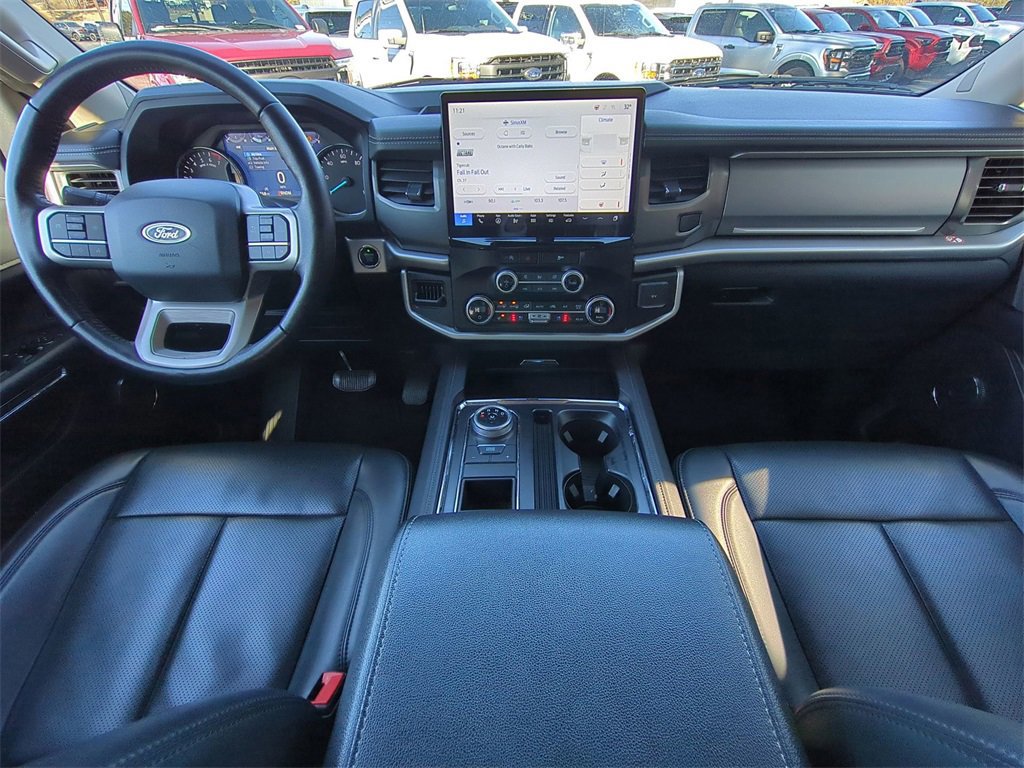 Certified 2024 Ford Expedition XLT image 15