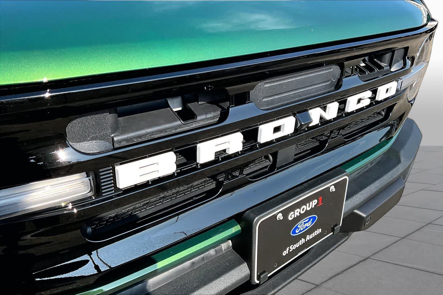 Certified 2025 Ford Bronco Outer Banks AWD/4WD image 30