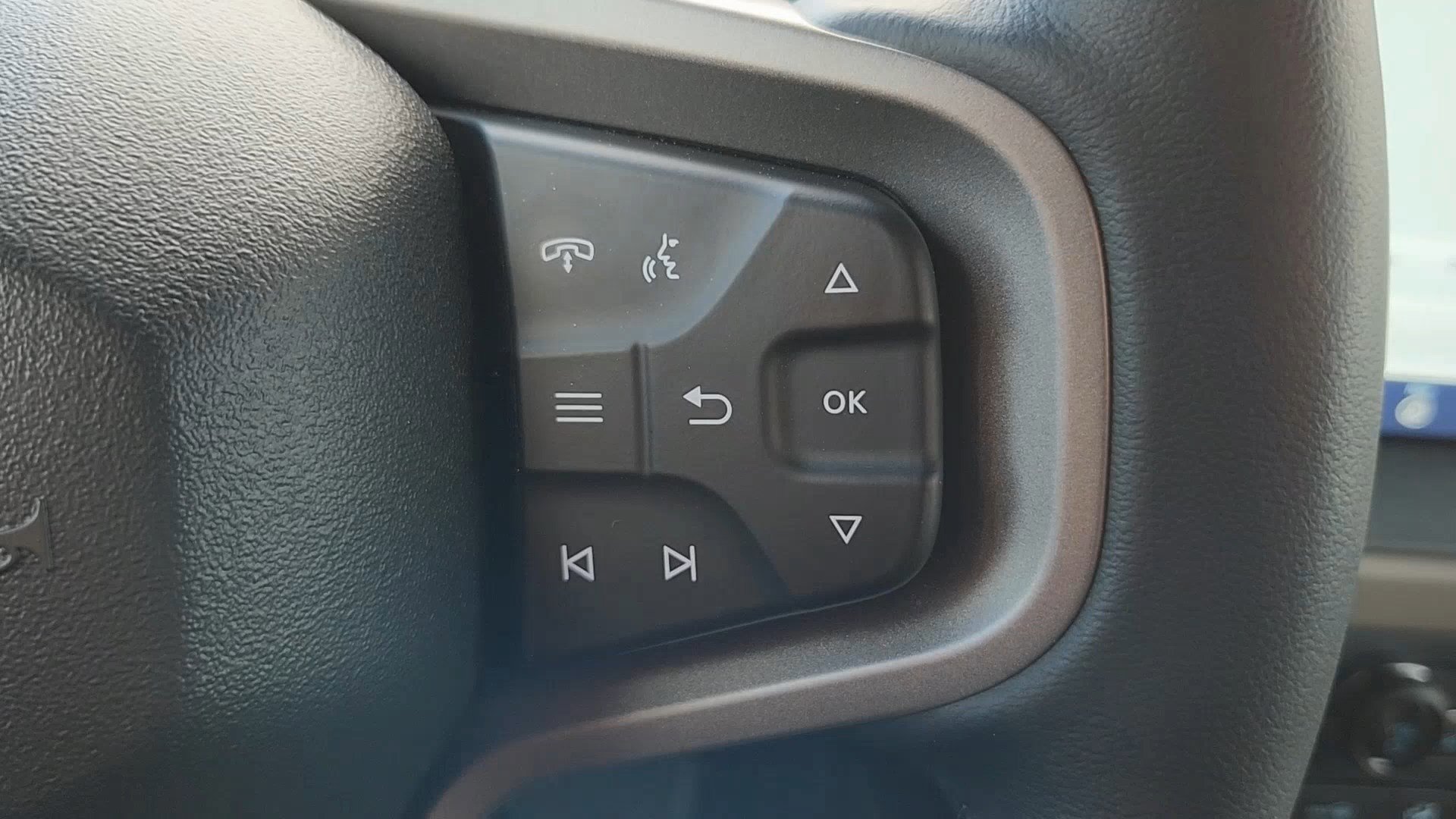 Certified 2024 Ford Bronco Wildtrak image 13