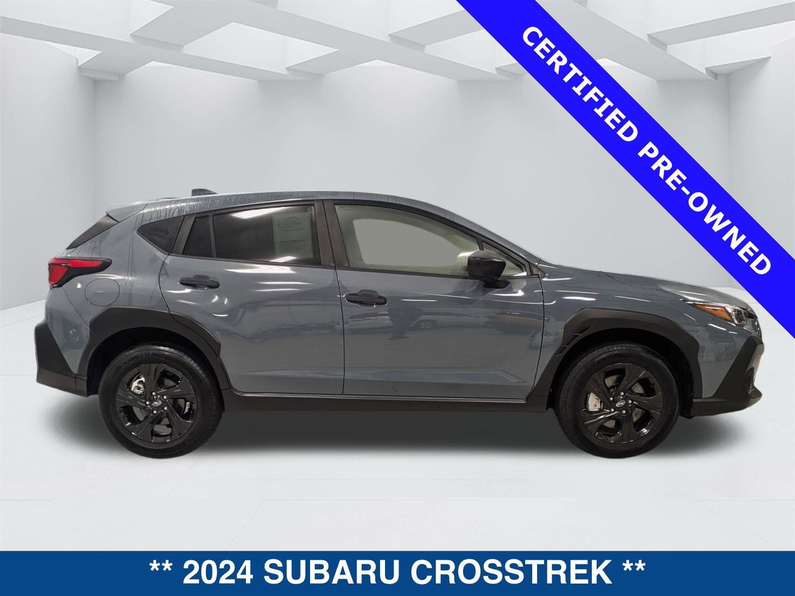 Used 2024 Subaru Crosstrek 2.0i w/ Crosstrek Mirror Package image 3