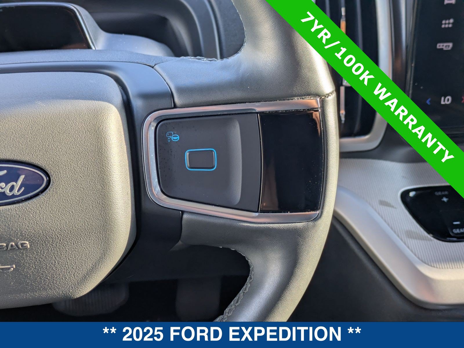 Certified 2025 Ford Expedition Active AWD/4WD image 28