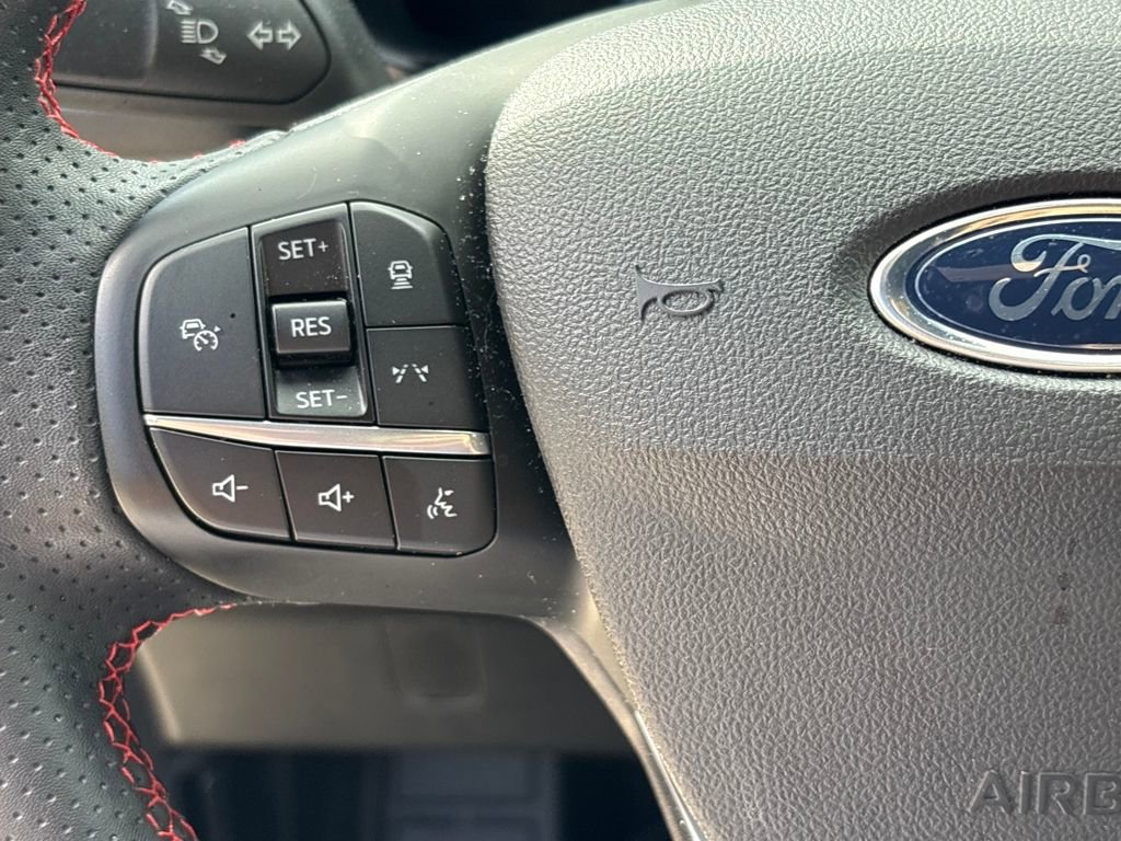 Certified 2024 Ford Escape ST-Line w/ Tech Pack #1 image 18