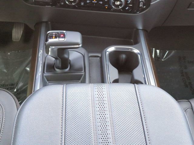 Used 2024 Chevrolet Silverado 1500 High Country image 19