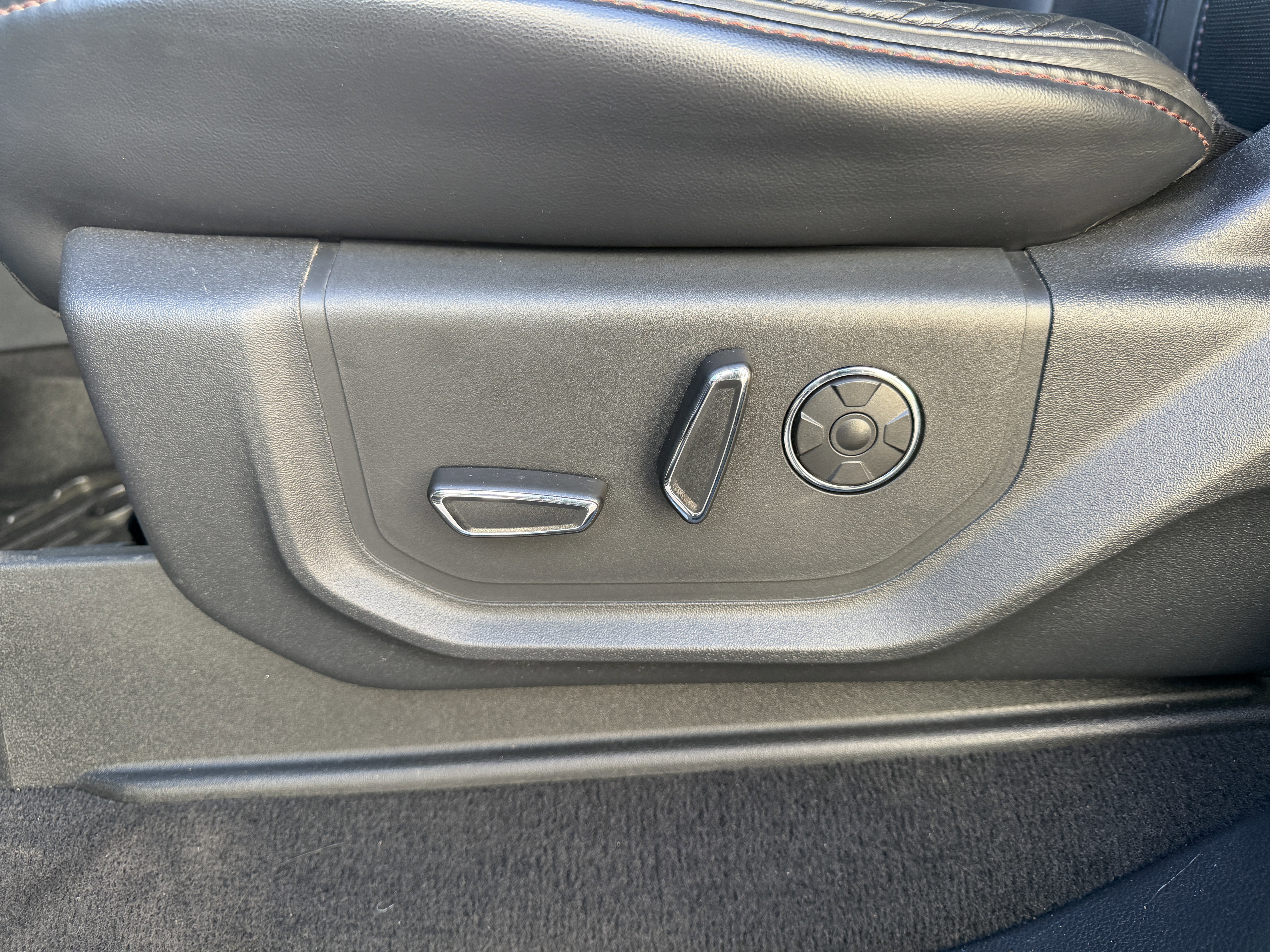 Certified 2022 Ford F250 Platinum image 12