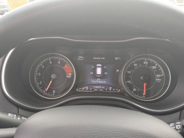 Used 2019 Jeep Cherokee Trailhawk AWD/4WD image 13