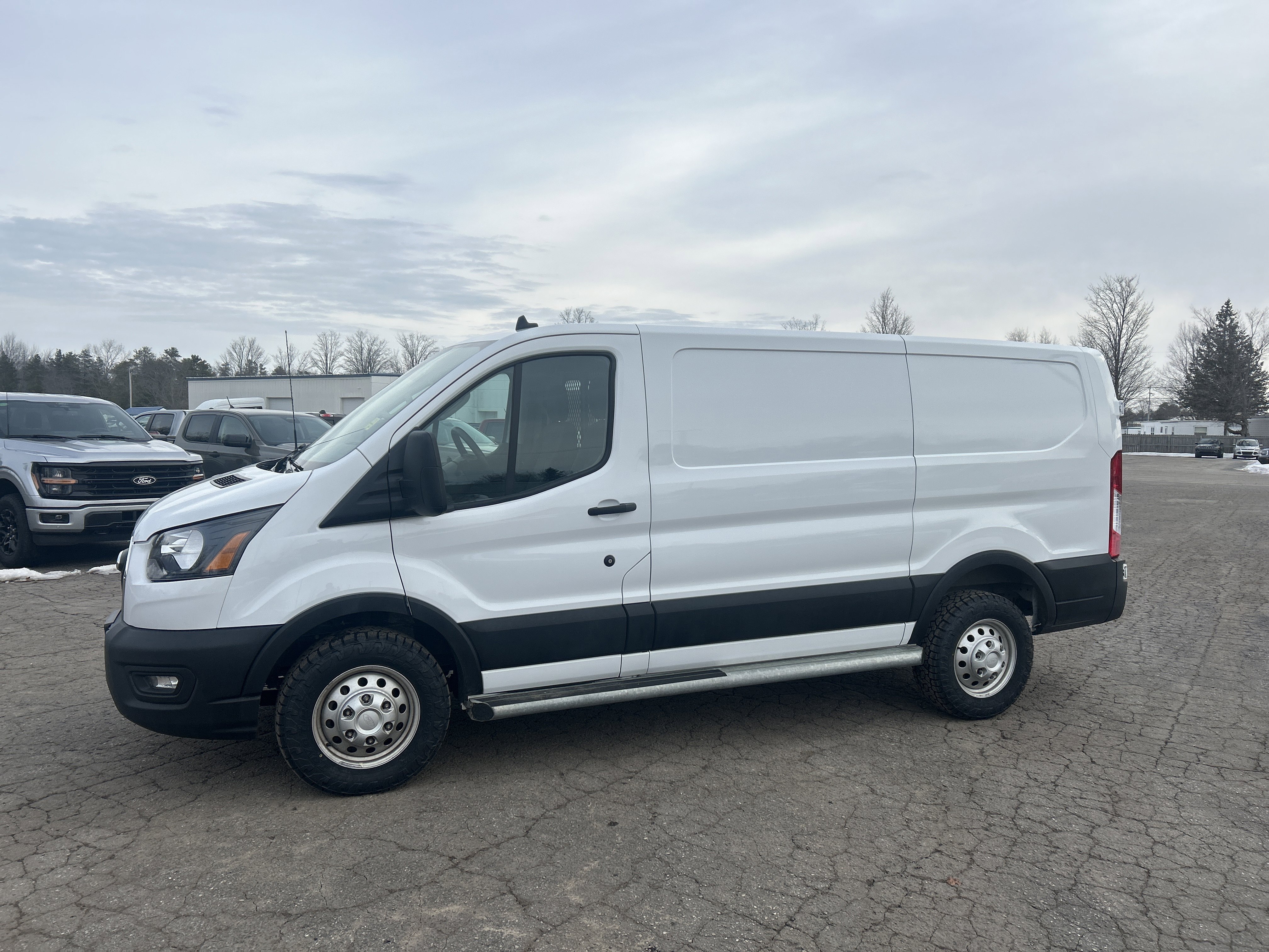 Certified 2024 Ford Transit 250 Low Roof AWD w/ Exterior Upgrade Package image 8