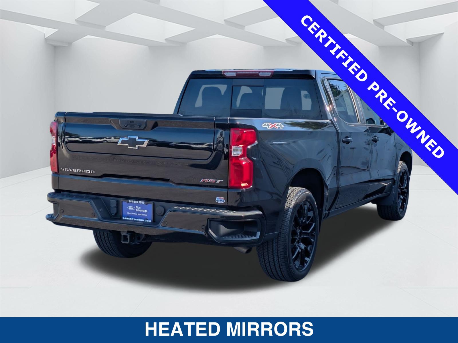 Used 2024 Chevrolet Silverado 1500 RST w/ Convenience Package II AWD/4WD image 5