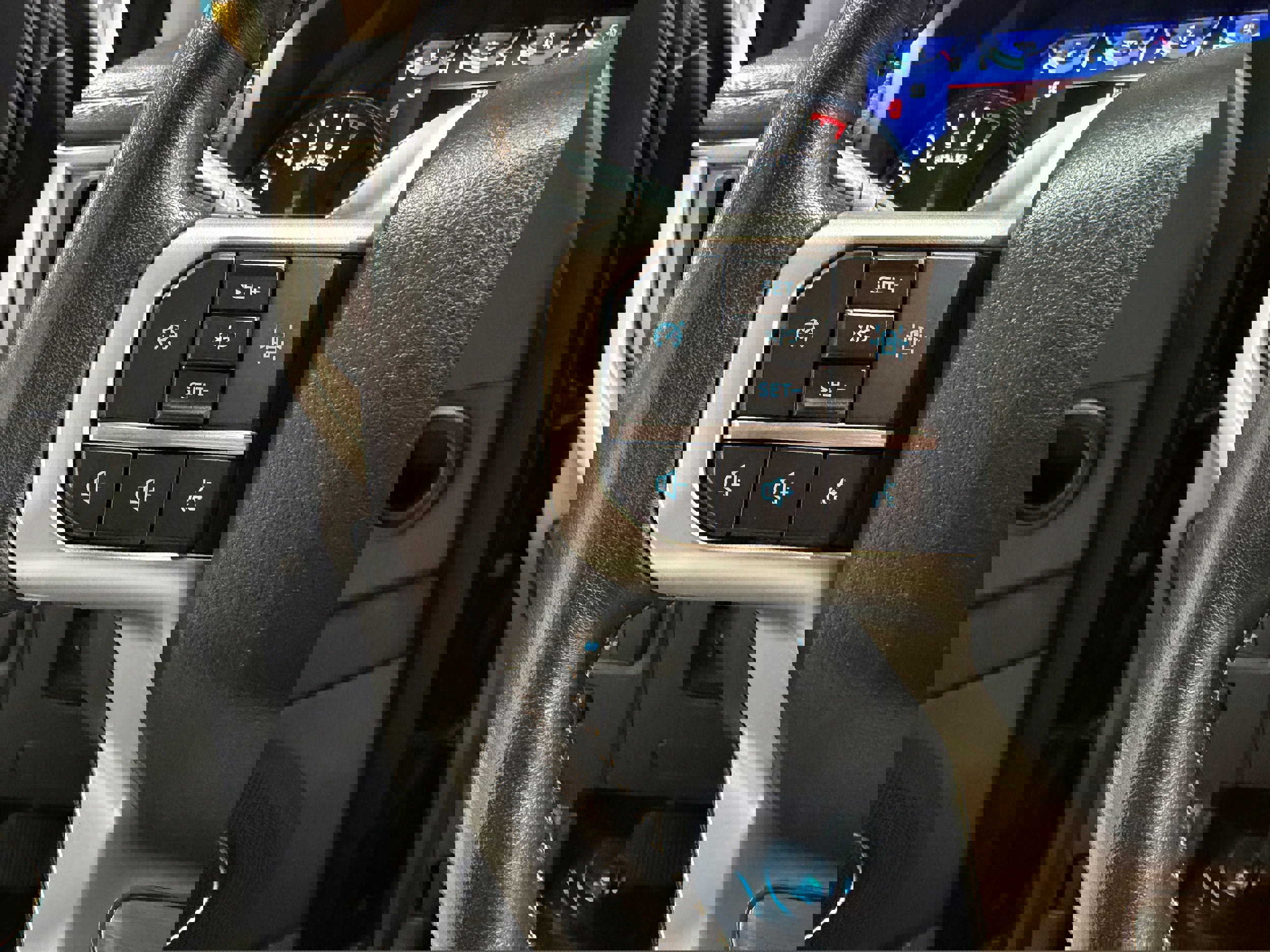 Certified 2024 Ford Expedition XLT image 20