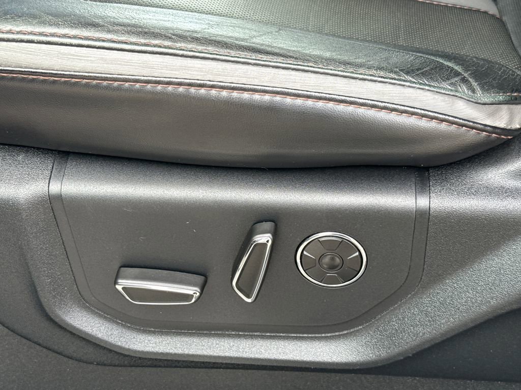 Certified 2019 Ford F250 Platinum w/ Platinum Ultimate Package image 26