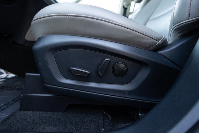 Certified 2025 Ford Explorer Active w/ Active Comfort Package image 13