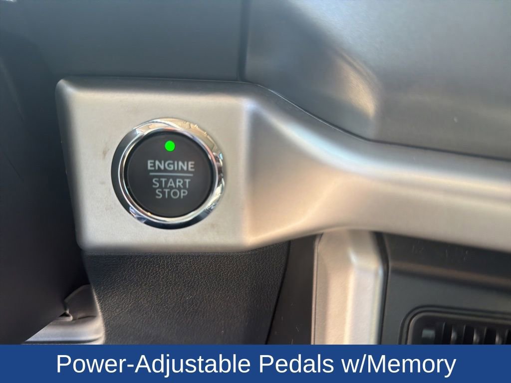 Certified 2023 Ford Expedition XLT image 28