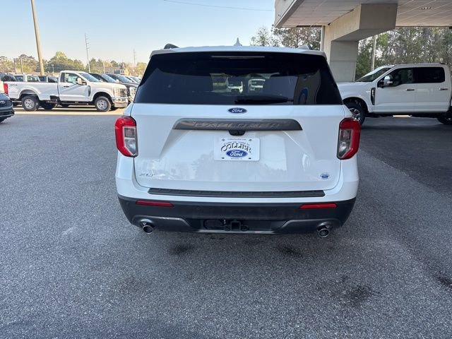 Certified 2023 Ford Explorer XLT w/ Equipment Group 202A image 3