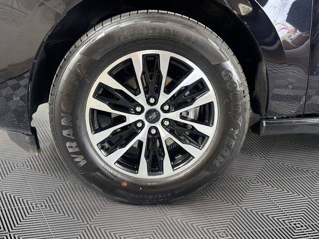 Certified 2025 Ford Expedition Platinum AWD/4WD image 34