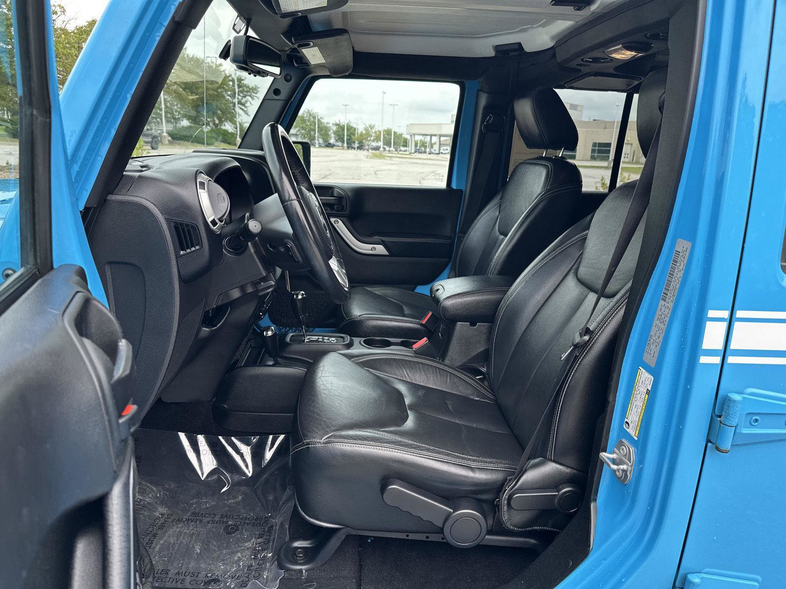 Used 2017 Jeep Wrangler Unlimited Sahara w/ Quick Order Package 24E Chief AWD/4WD image 17