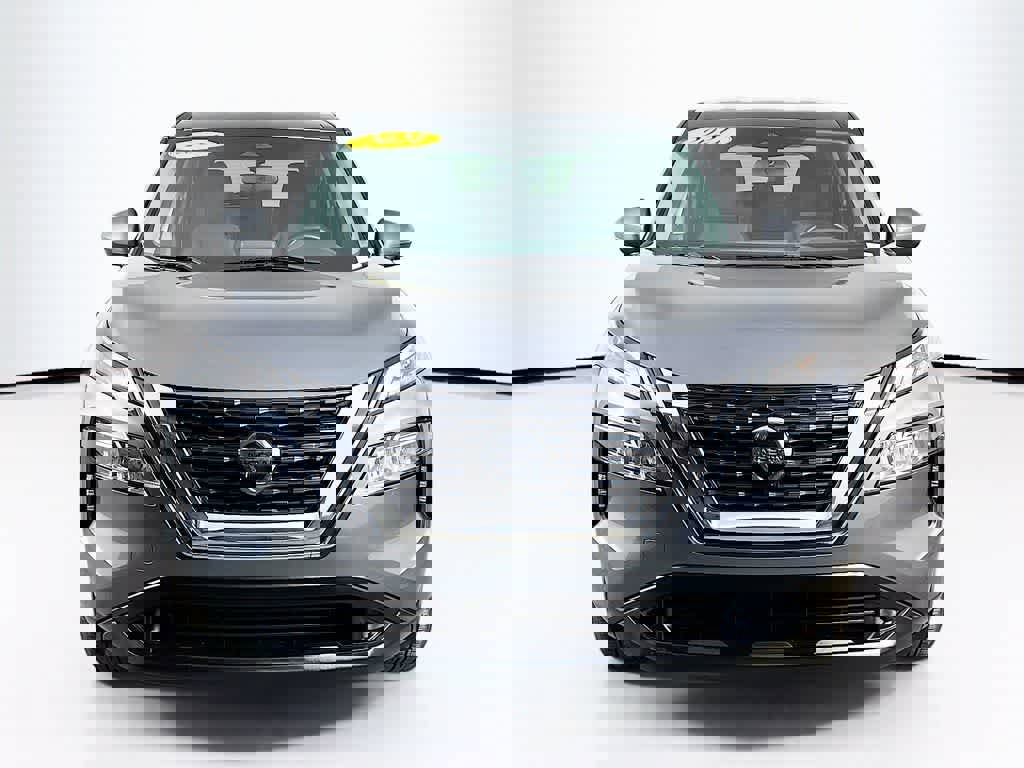 Used 2021 Nissan Rogue SV image 6