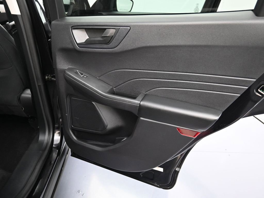 Certified 2022 Ford Escape SE w/ Convenience Package image 51