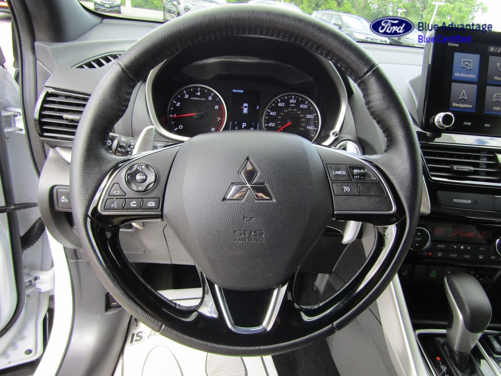Used 2023 Mitsubishi Eclipse Cross SEL AWD/4WD image 15