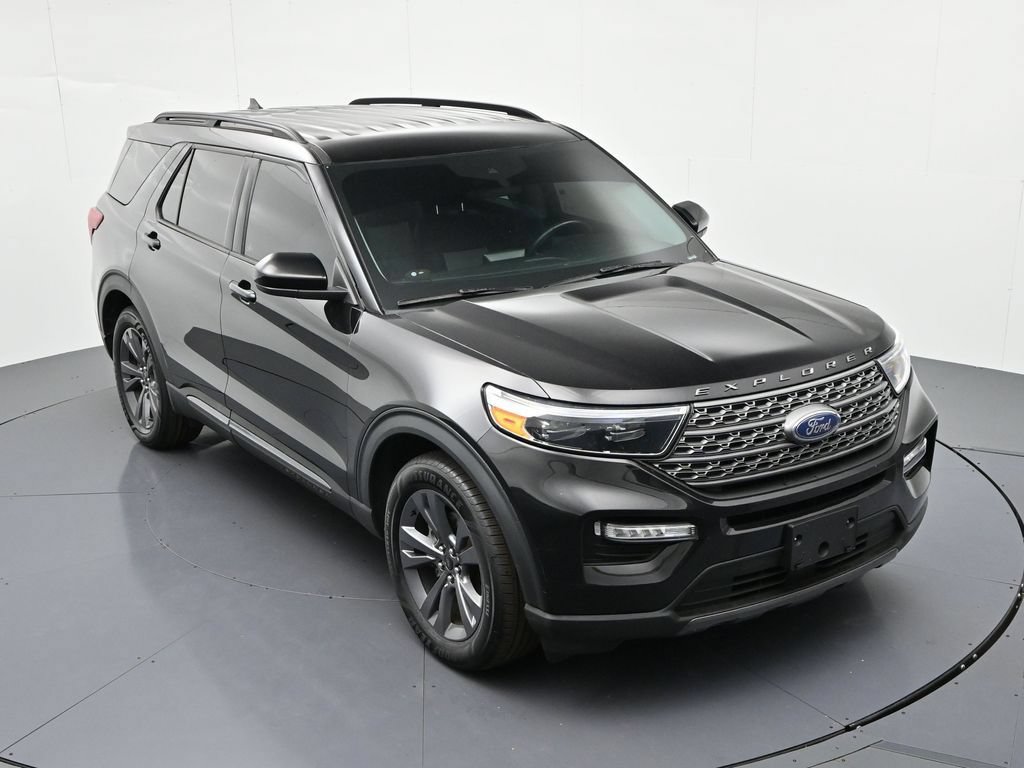Certified 2022 Ford Explorer XLT w/ Equipment Group 202A RWD image 22