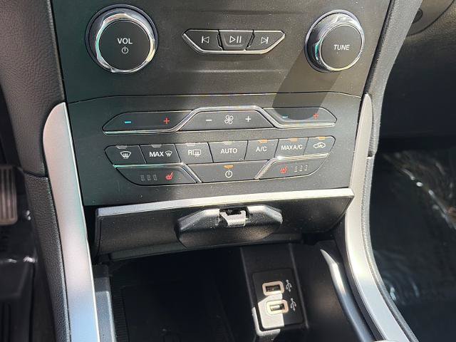 Certified 2020 Ford Edge SEL w/ Convenience Package AWD/4WD image 14