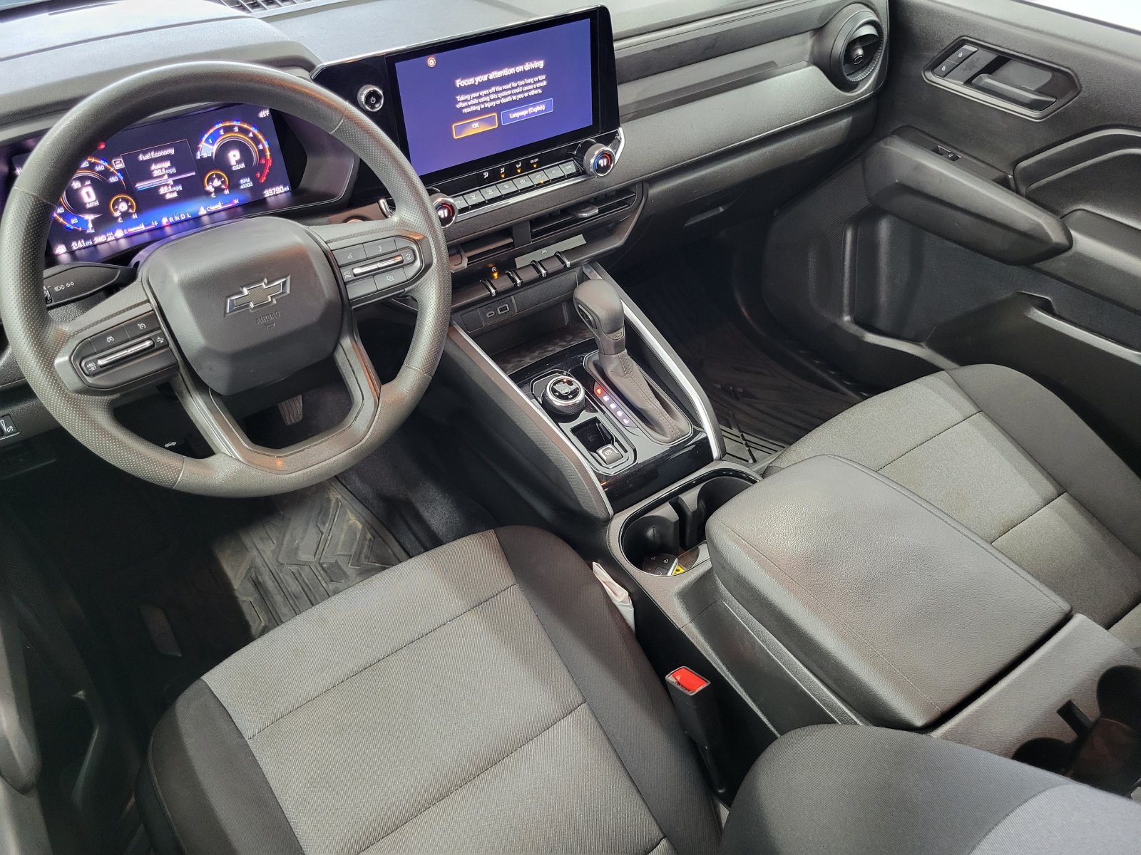 Used 2025 Chevrolet Colorado Trail Boss AWD/4WD image 24