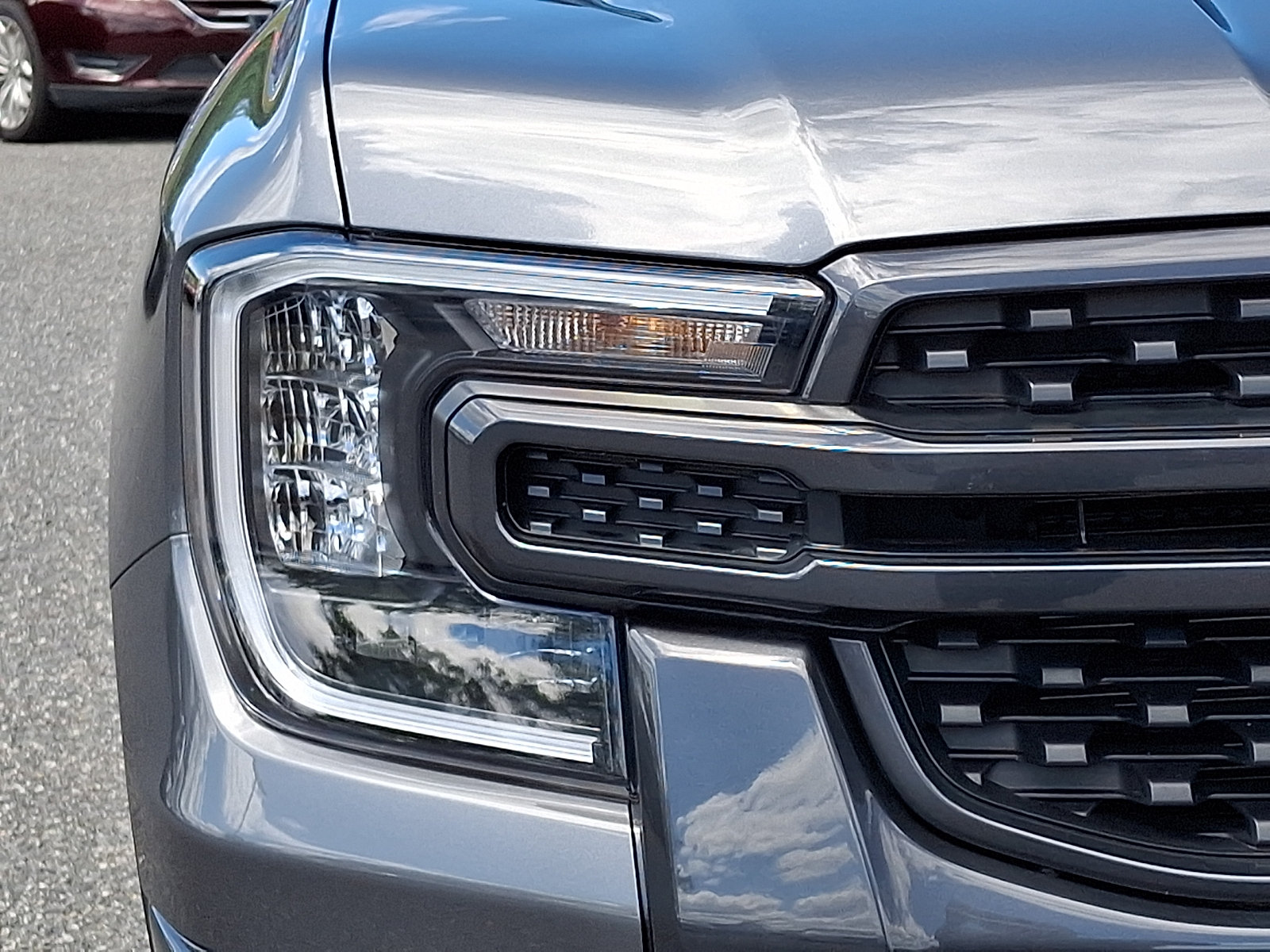 Certified 2025 Ford Ranger XLT w/ FX4 Off-Road Package AWD/4WD image 9