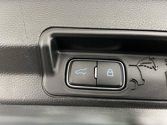 Certified 2024 Ford Explorer XLT w/ Equipment Group 202A AWD/4WD image 5