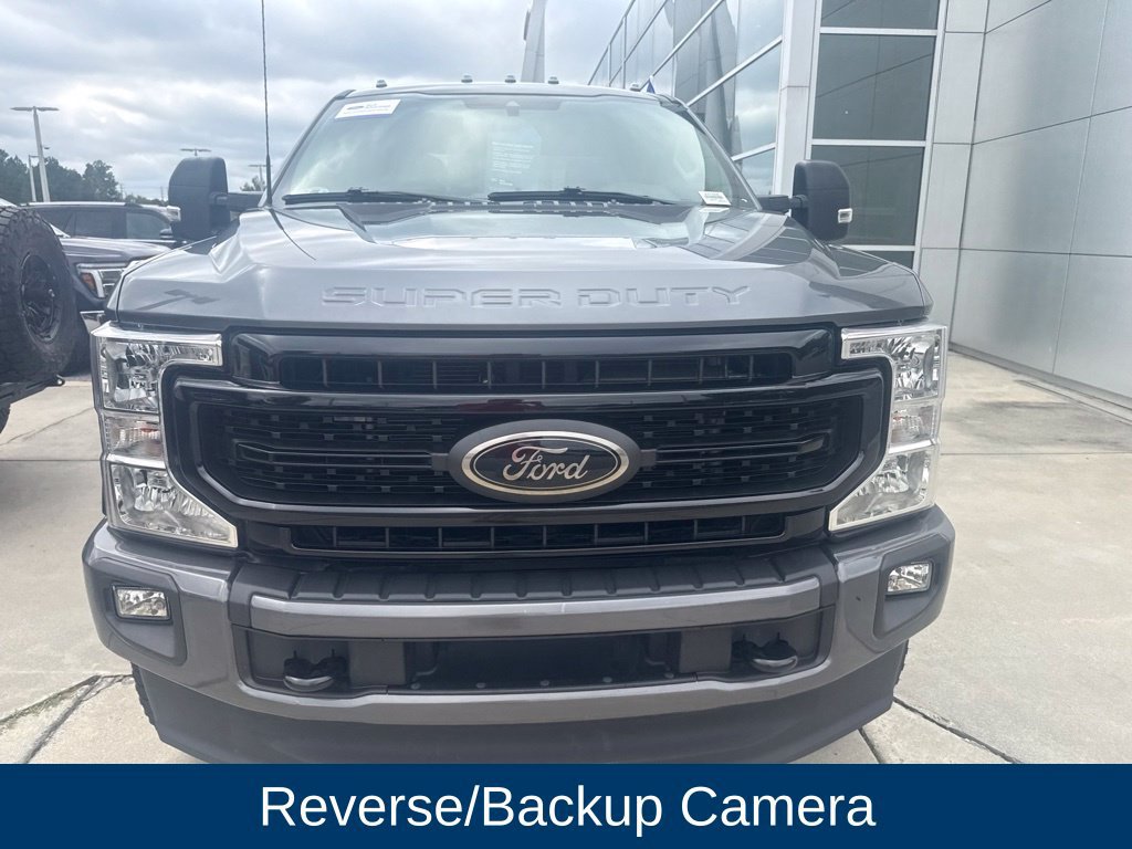 Certified 2022 Ford F250 XLT w/ Black Appearance Package AWD/4WD image 2