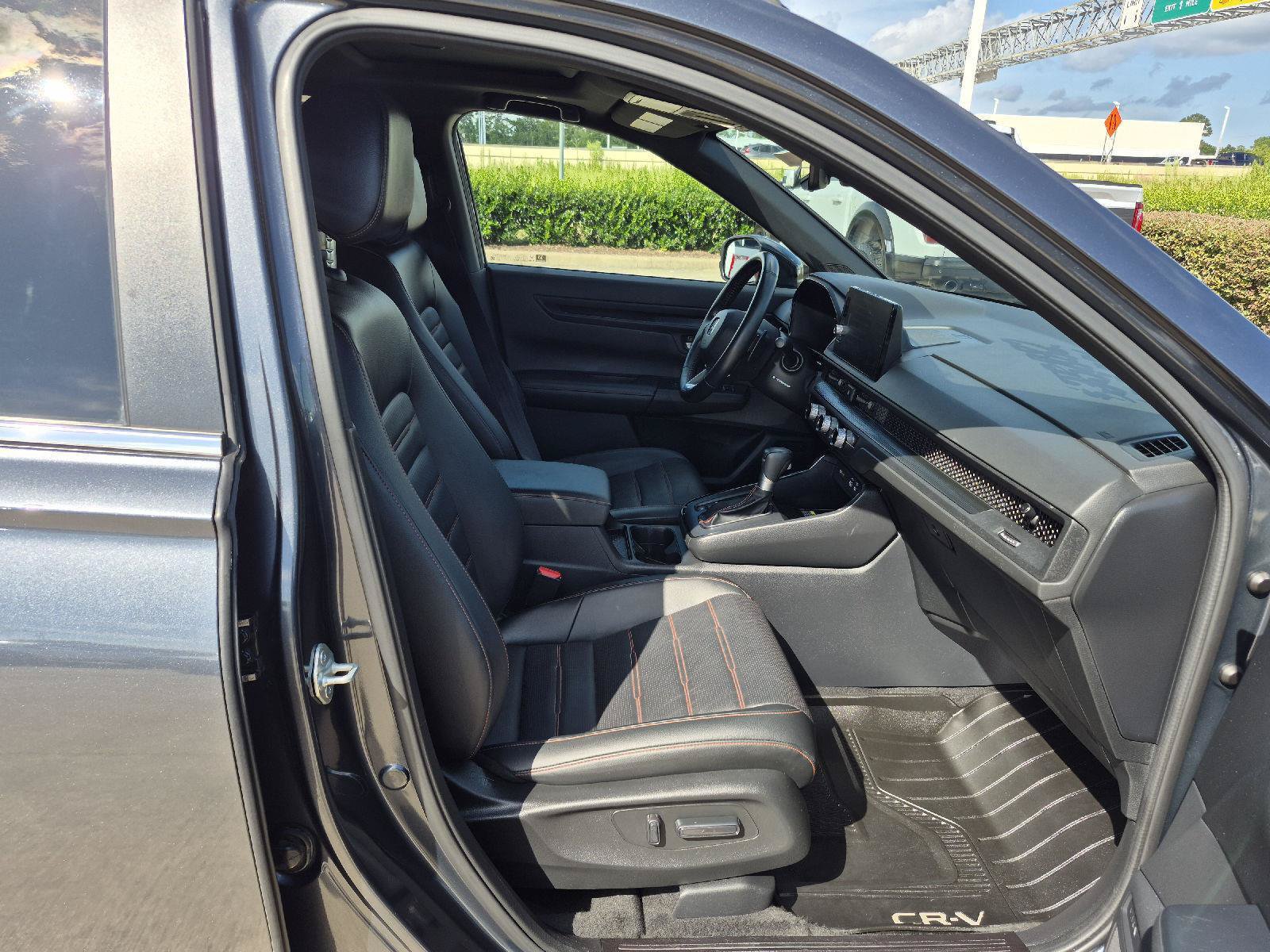 Used 2025 Honda CR-V Sport-L image 10