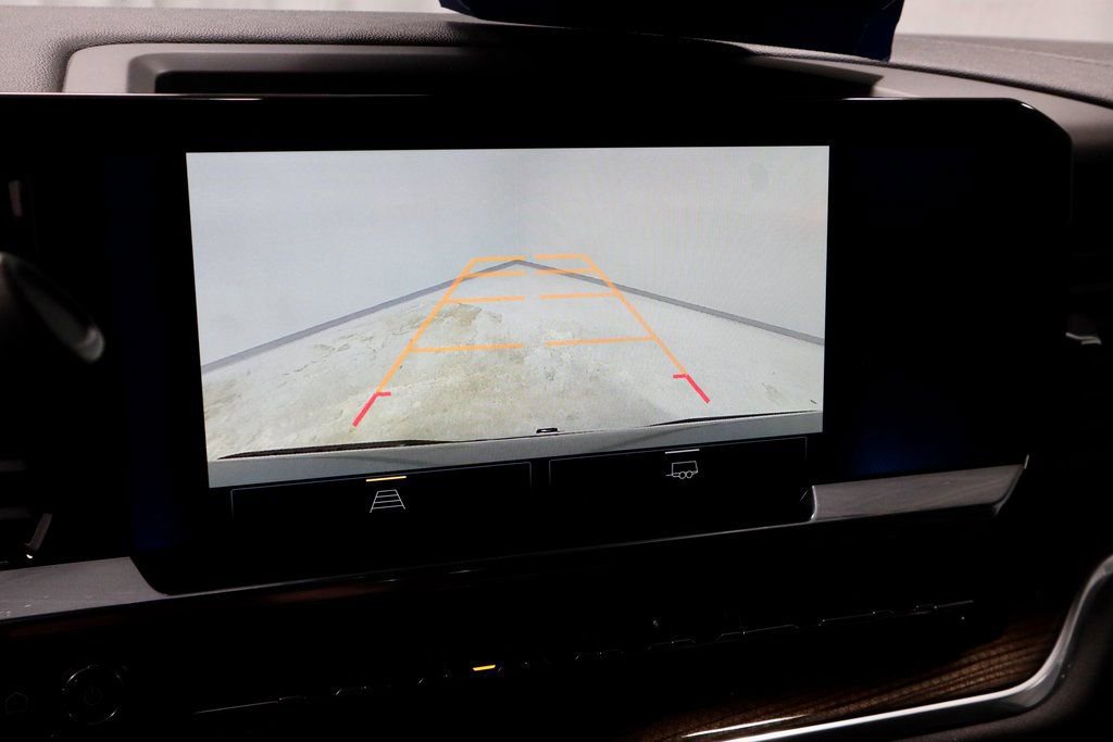 Used 2023 Chevrolet Silverado 1500 LT image 9