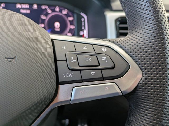 Used 2023 Volkswagen Atlas SEL Premium image 27