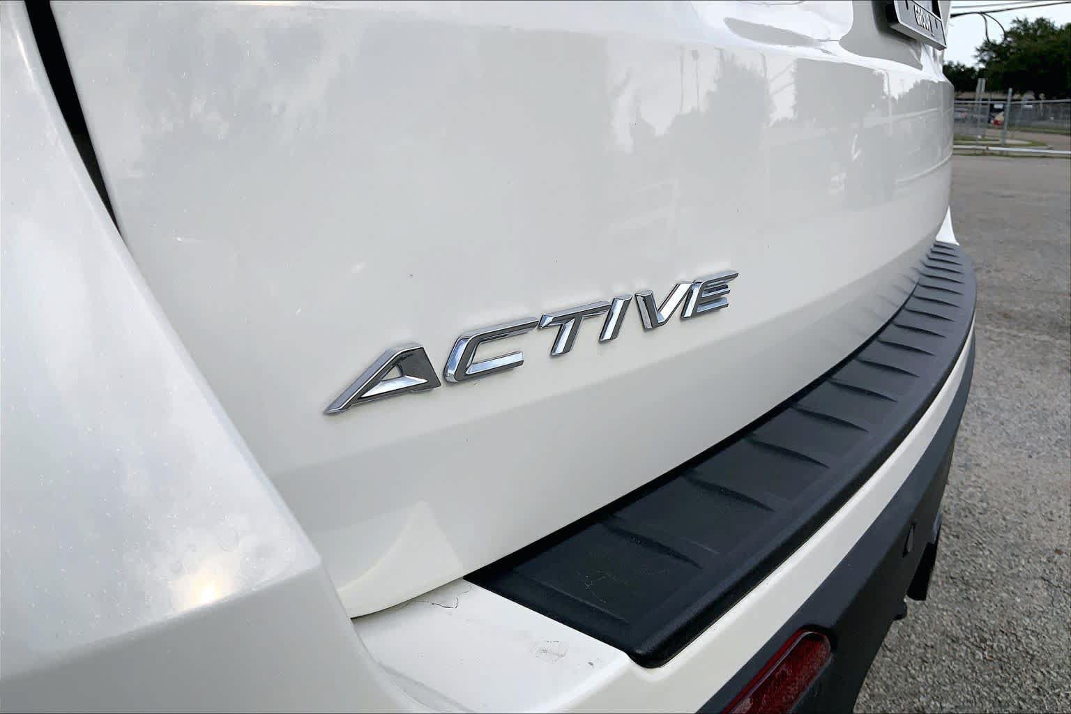 Certified 2025 Ford Explorer Active w/ Active Comfort Package RWD image 10