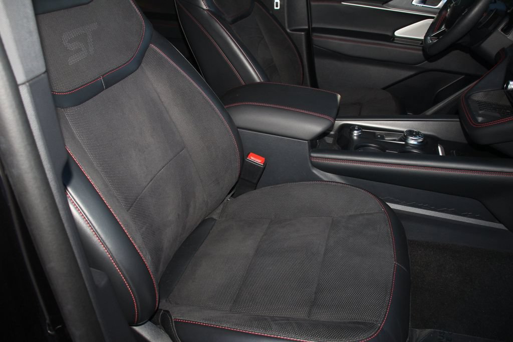 Certified 2025 Ford Explorer ST AWD/4WD image 29