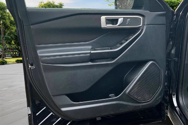 Certified 2020 Ford Explorer XLT w/ Comfort Package image 22