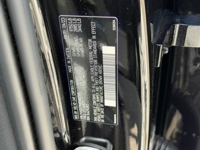 Used 2023 Volvo XC90 B6 Plus w/ Protection Package Premier AWD/4WD image 28