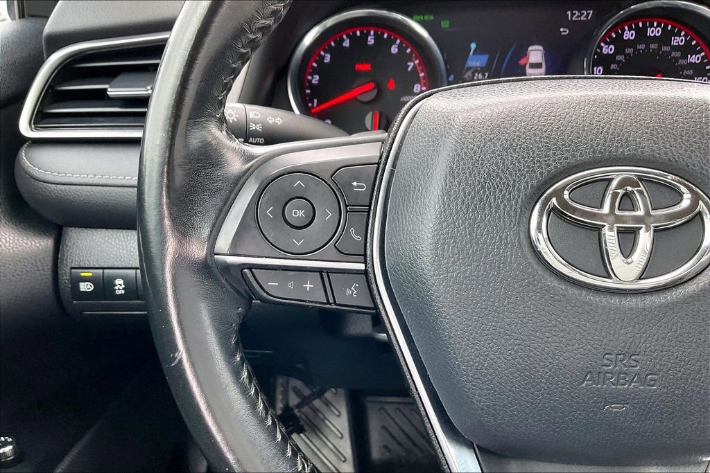 Used 2020 Toyota Camry XSE image 10