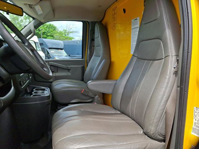 Used 2021 GMC Savana 3500 w/ Power Convenience Package RWD image 12