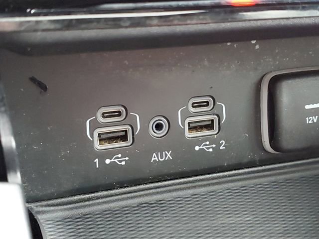 Used 2024 Jeep Grand Cherokee L Limited w/ Luxury Tech Group II image 20