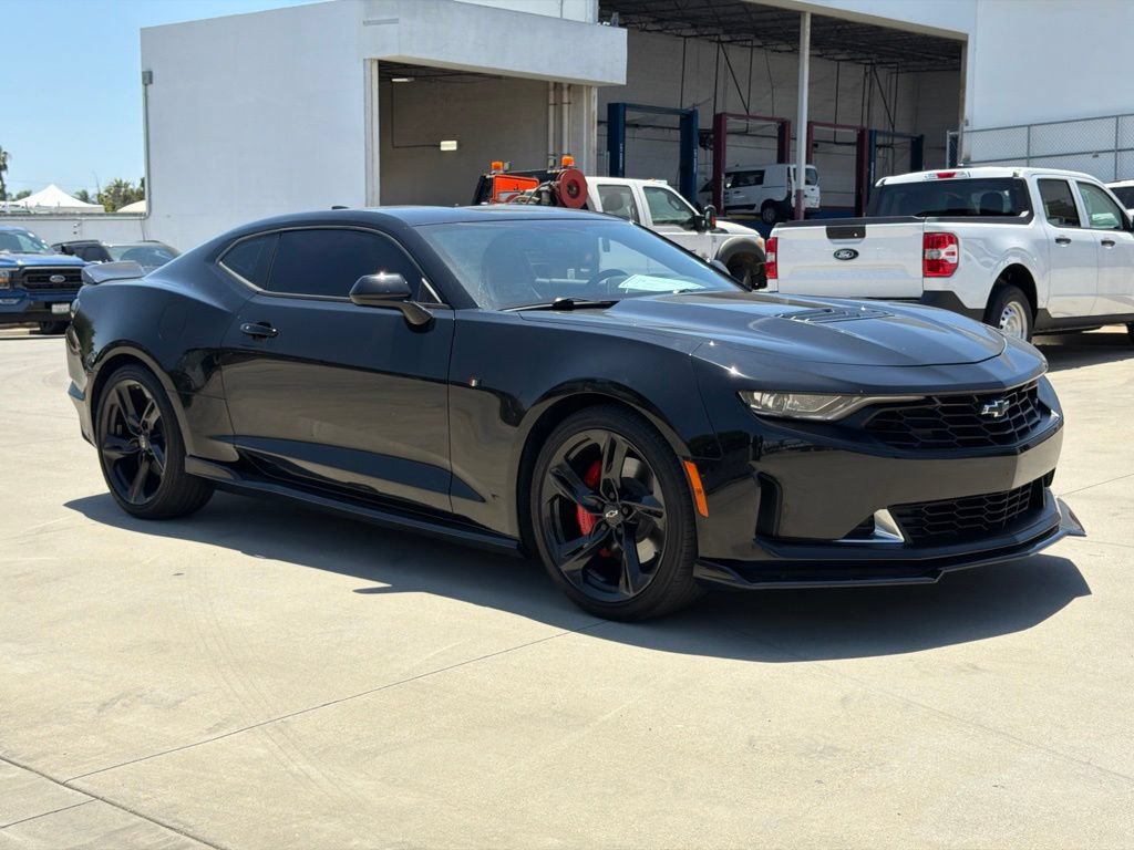 Used 2021 Chevrolet Camaro LT w/ RS Package RWD image 5