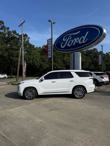 Used 2025 Hyundai Palisade Calligraphy FWD image 3