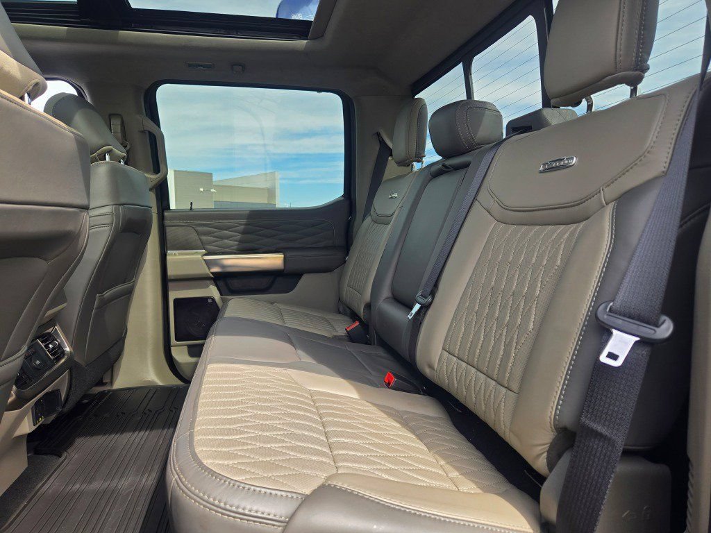 Certified 2025 Ford F450 Platinum w/ Platinum Plus Package AWD/4WD image 23