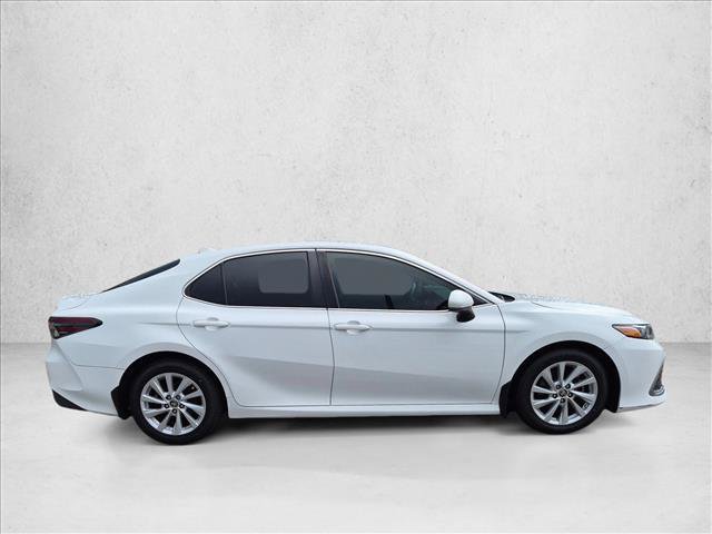 Used 2022 Toyota Camry LE FWD image 4