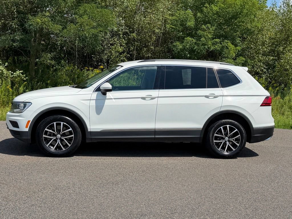 Used 2021 Volkswagen Tiguan SEL AWD/4WD image 23