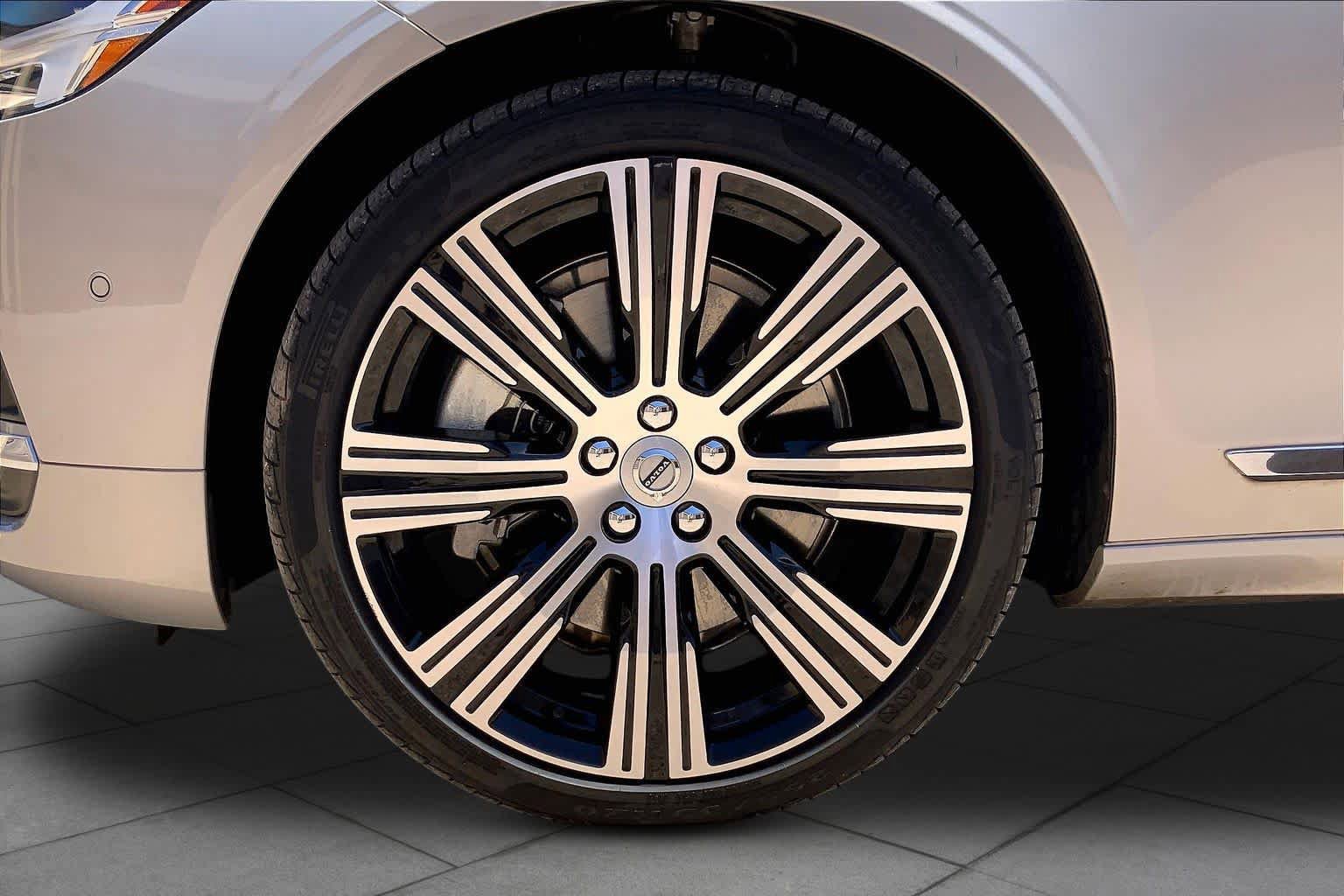Used 2024 Volvo S90 B6 Ultimate w/ Protection Package Premier AWD/4WD image 11