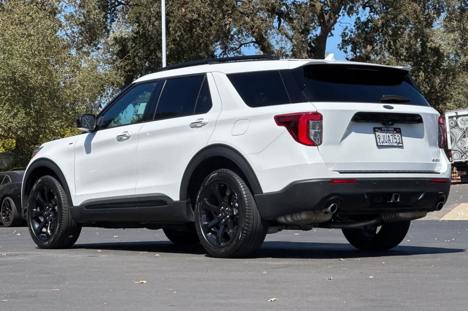 Certified 2023 Ford Explorer ST-Line w/ Class IV Trailer Tow Package AWD/4WD image 6