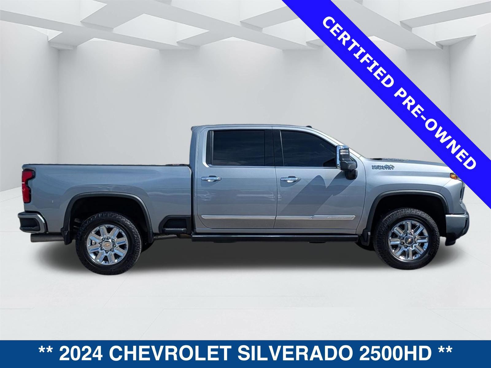 Used 2024 Chevrolet Silverado 2500 High Country w/ High Country Premium Package image 6
