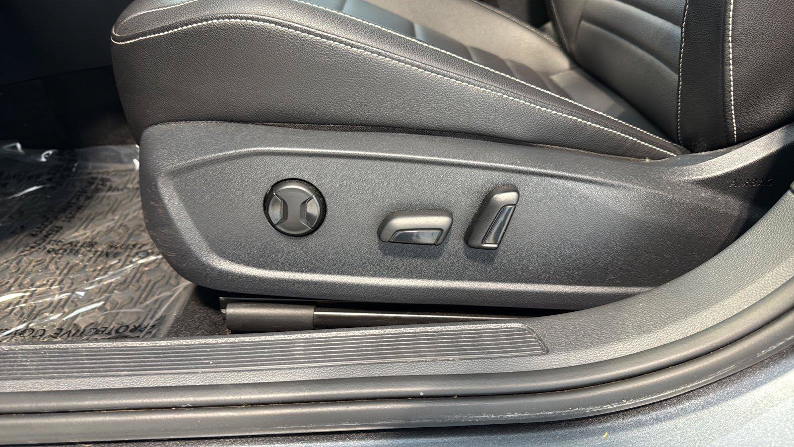 Used 2022 Volkswagen Jetta SE FWD image 27