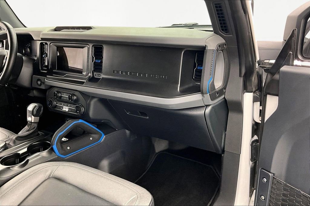 Certified 2023 Ford Bronco Black Diamond image 17