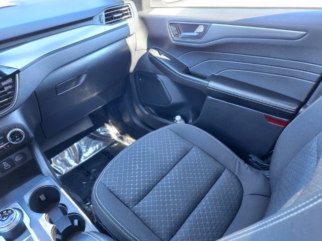 Certified 2024 Ford Escape Active AWD/4WD image 15