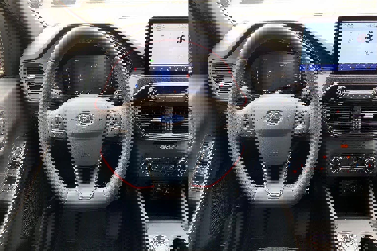 Certified 2024 Ford Escape ST-Line w/ Equipment Group 301A image 5